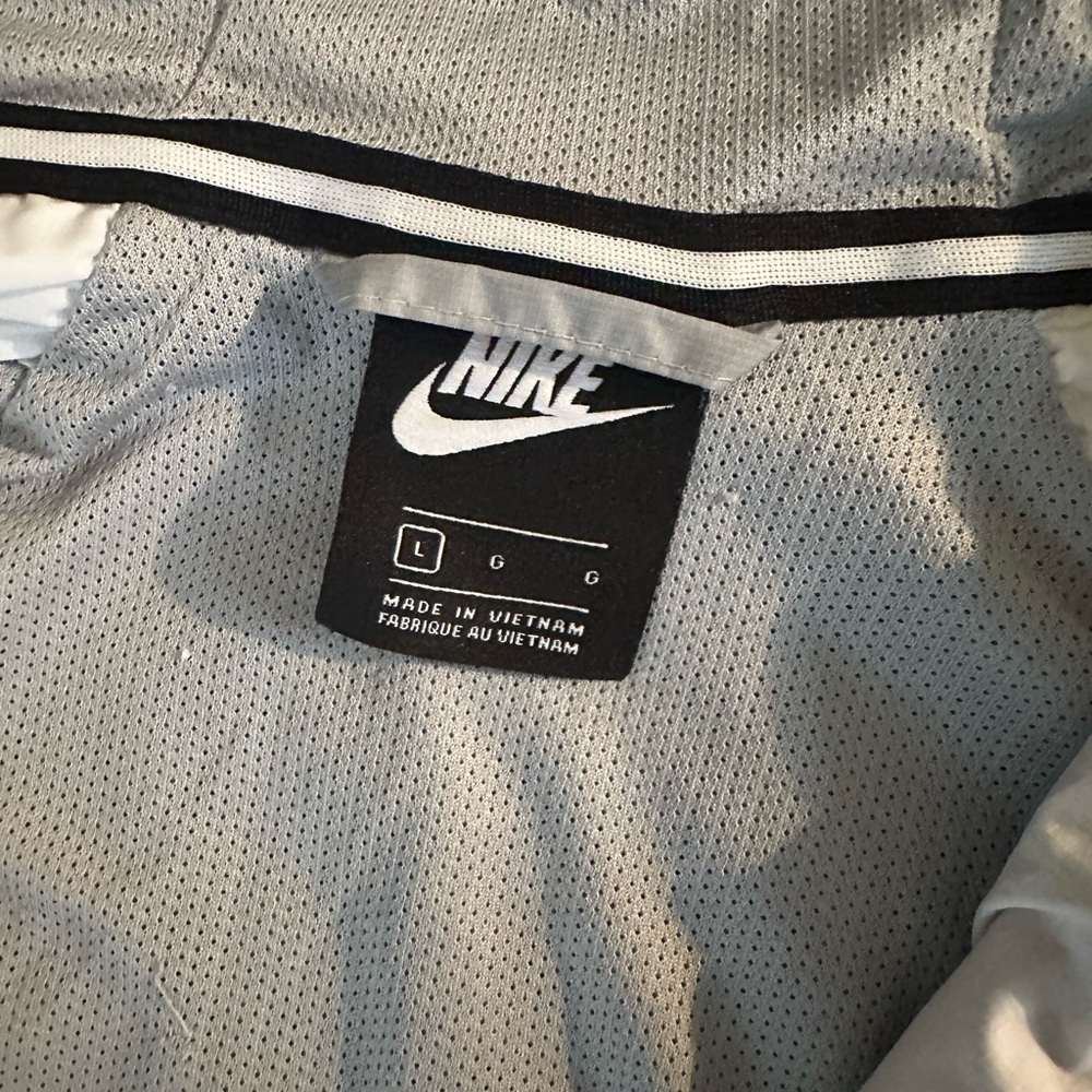 Nike windbreakers - Picture 4 of 6